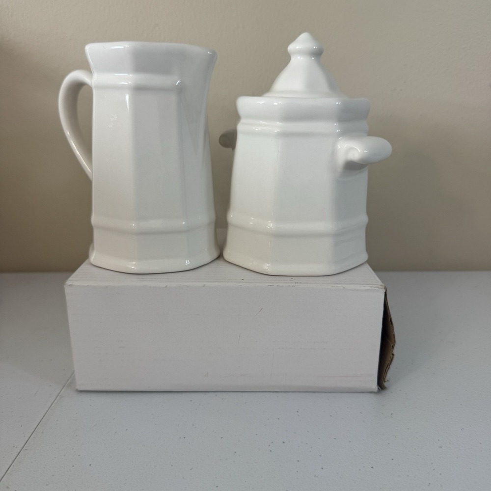 Vintage Pfaltzgraff Heritage White Sugar Bowl w/Lid & Creamer Set 1990s
